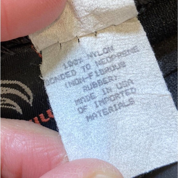 O’Neill Short Sleeve Shorts Wetsuit Size Large Men’s Black Purple - Picture 5 of 9